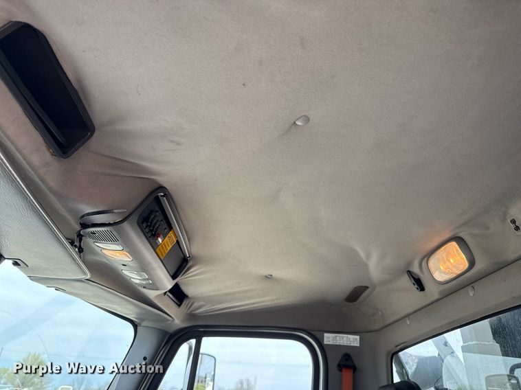 image for item EG5687 2013 Freightliner Business Class M2 bucket truck