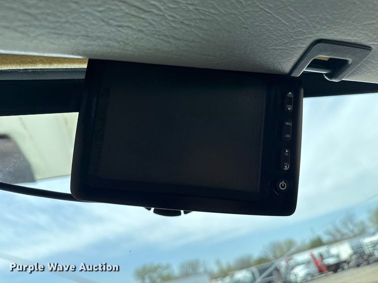 image for item EG5687 2013 Freightliner Business Class M2 bucket truck