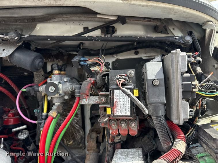 image for item EG5687 2013 Freightliner Business Class M2 bucket truck