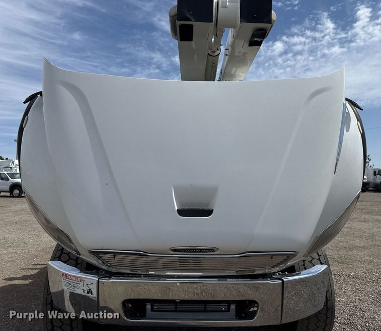 image for item EG5687 2013 Freightliner Business Class M2 bucket truck