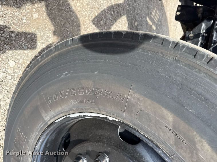 image for item EG5687 2013 Freightliner Business Class M2 bucket truck