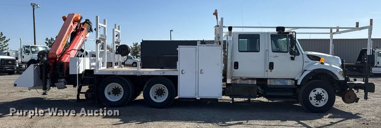 image for item EG5692 2009 International 7500 Crew Cab crane truck