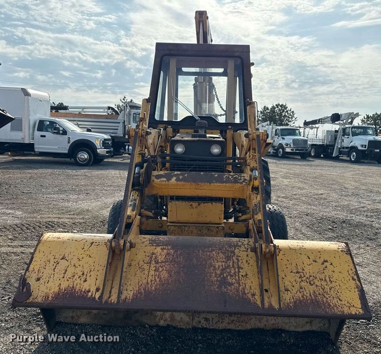 image for item EG5694 1973 Case 580B backhoe