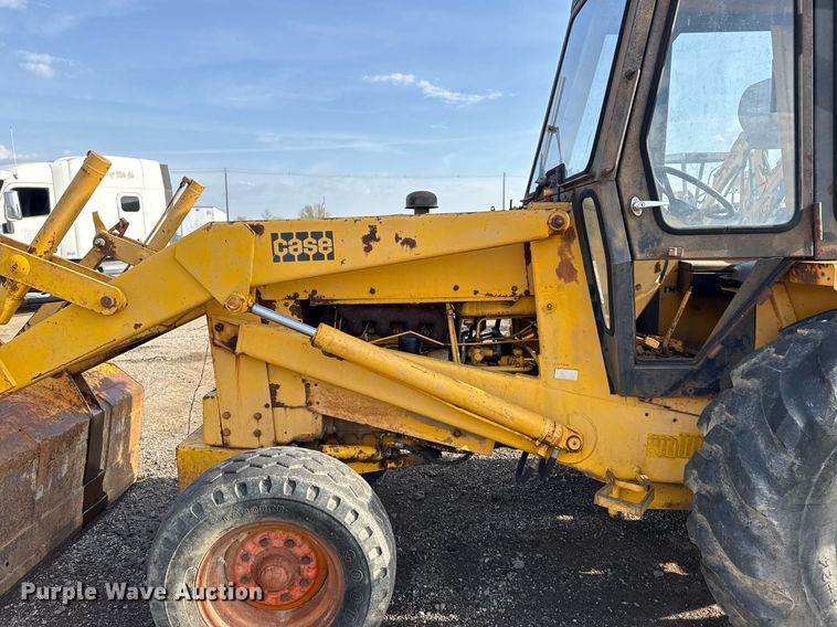 image for item EG5694 1973 Case 580B backhoe