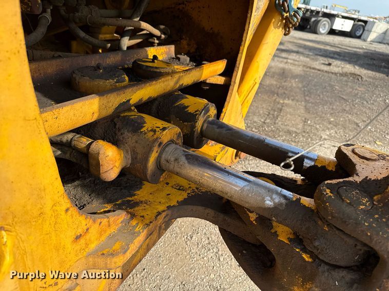 image for item EG5694 1973 Case 580B backhoe