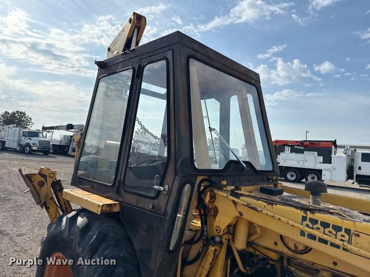 image for item EG5694 1973 Case 580B backhoe