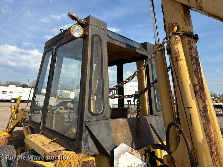image for item EG5694 1973 Case 580B backhoe