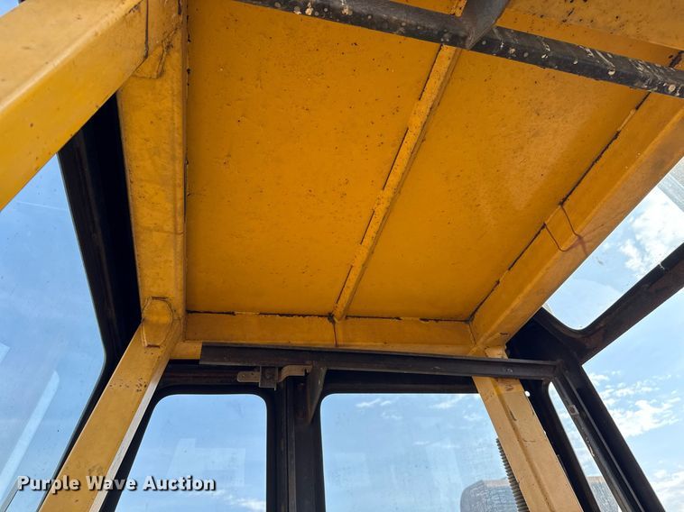 image for item EG5694 1973 Case 580B backhoe