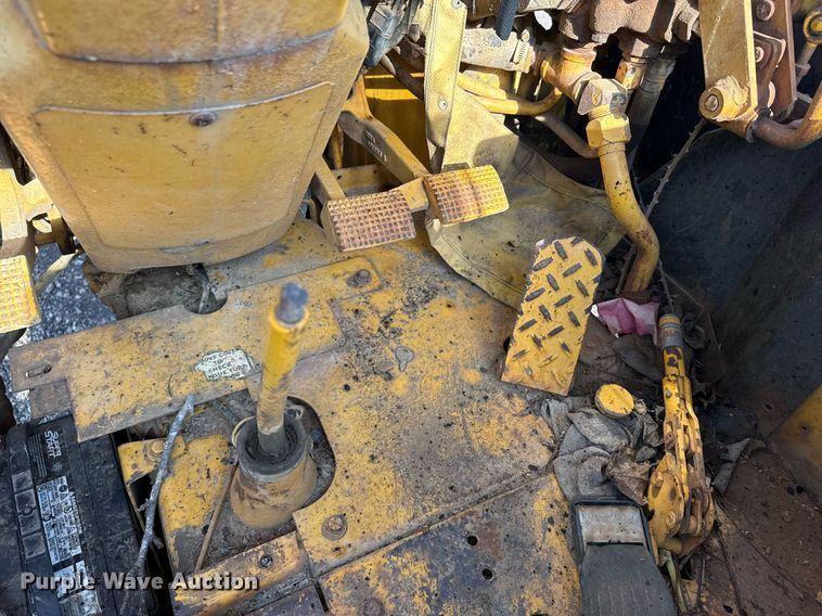 image for item EG5694 1973 Case 580B backhoe