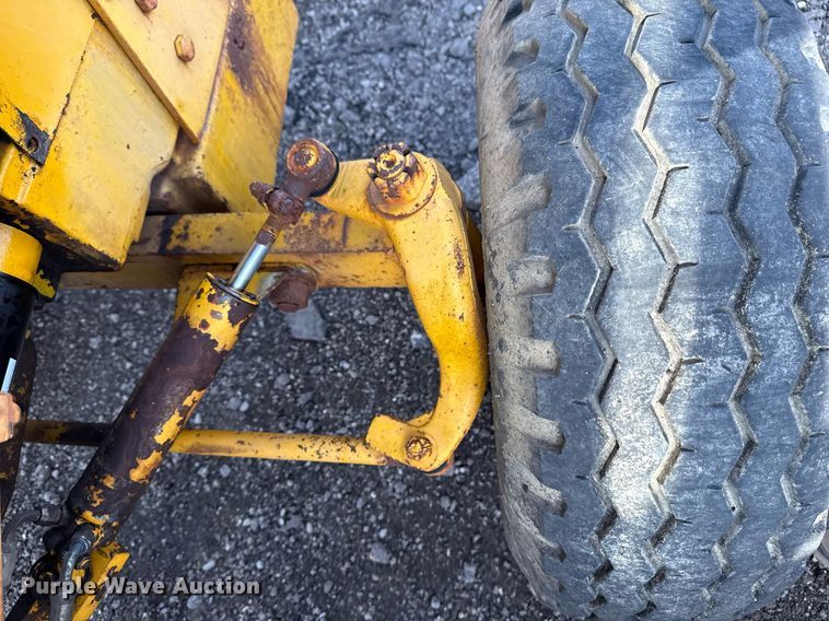 image for item EG5694 1973 Case 580B backhoe