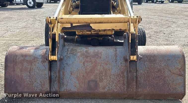 image for item EG5697 1996 New Holland 555E backhoe