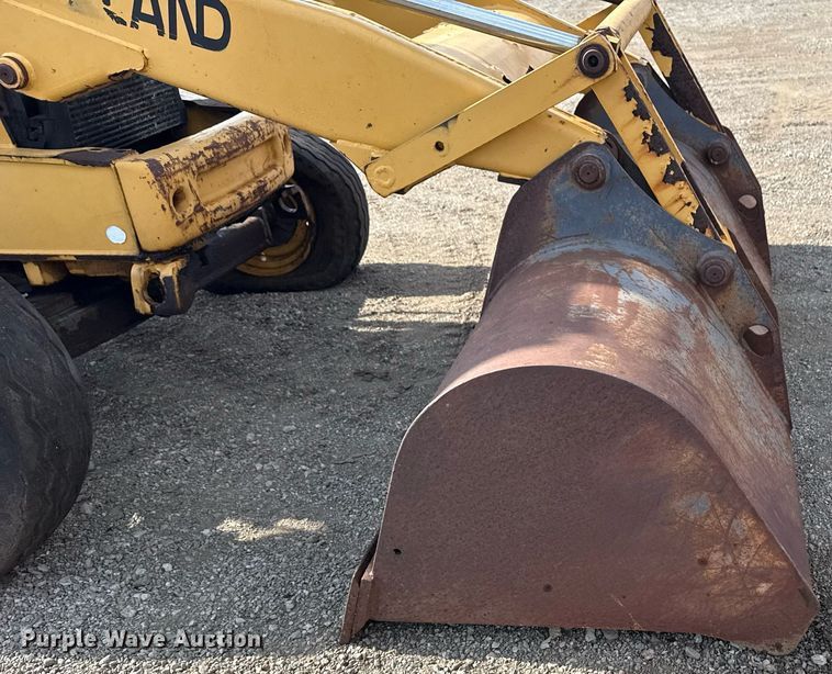 image for item EG5697 1996 New Holland 555E backhoe