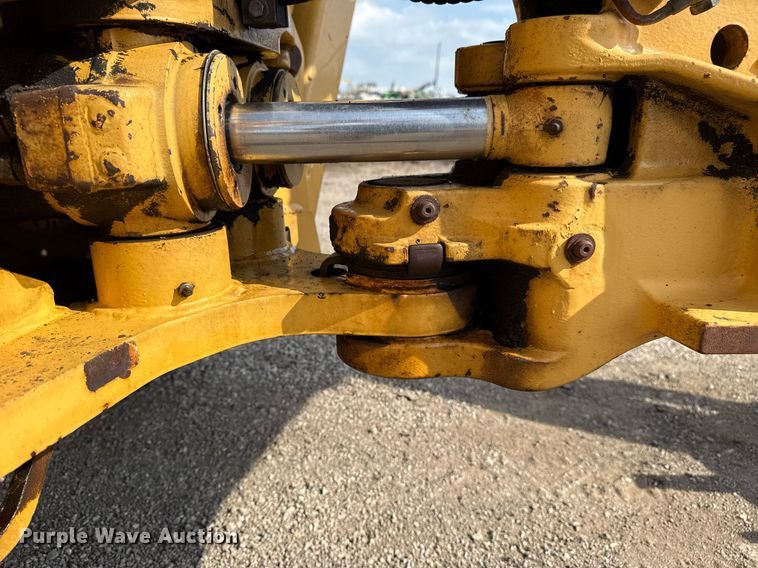 image for item EG5697 1996 New Holland 555E backhoe