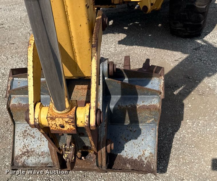 image for item EG5697 1996 New Holland 555E backhoe