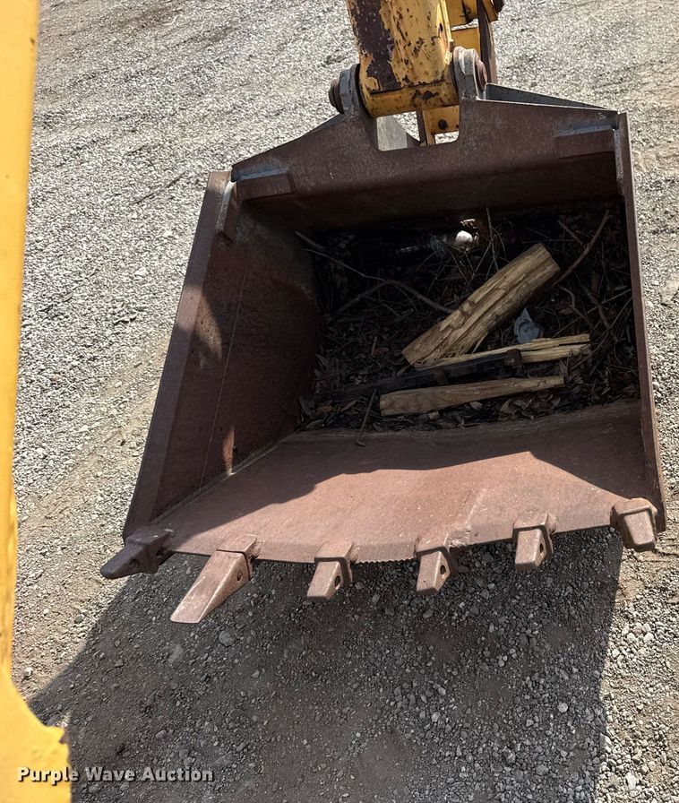 image for item EG5697 1996 New Holland 555E backhoe