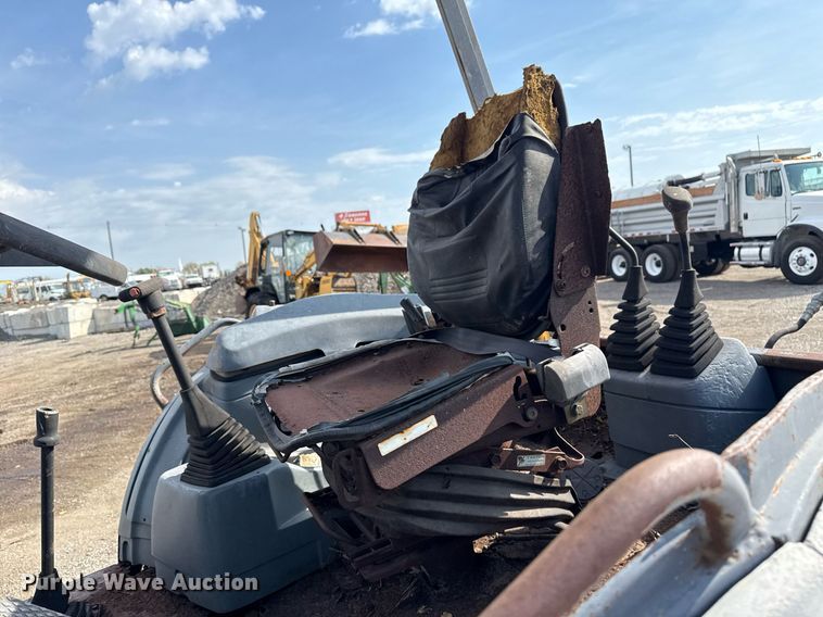 image for item EG5697 1996 New Holland 555E backhoe