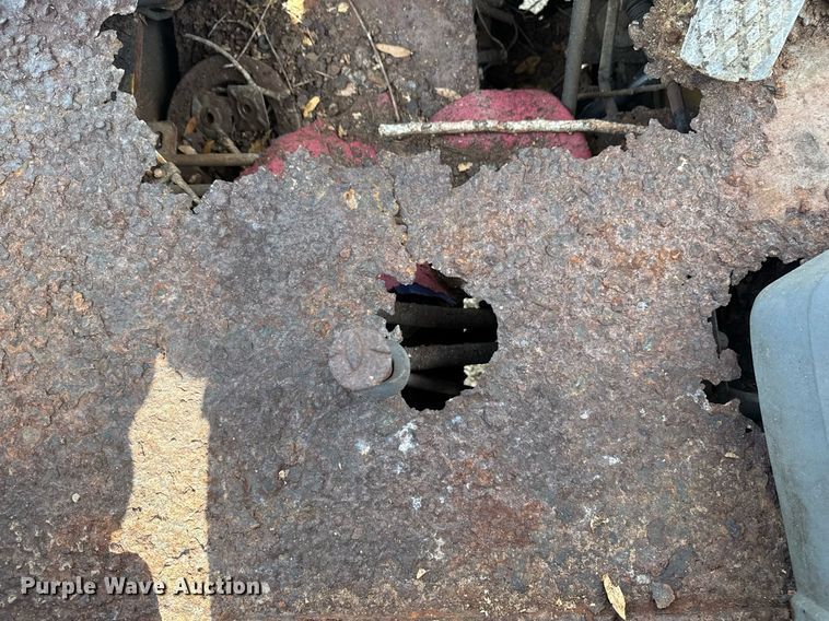 image for item EG5697 1996 New Holland 555E backhoe