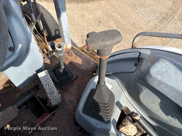 image for item EG5697 1996 New Holland 555E backhoe