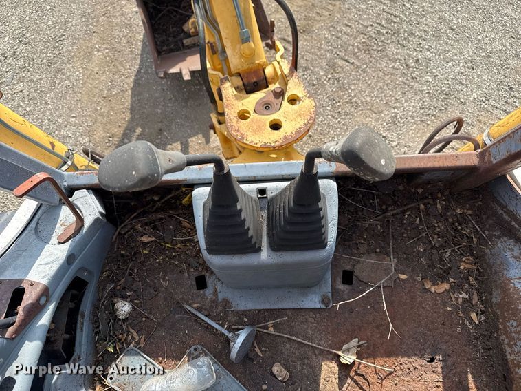 image for item EG5697 1996 New Holland 555E backhoe