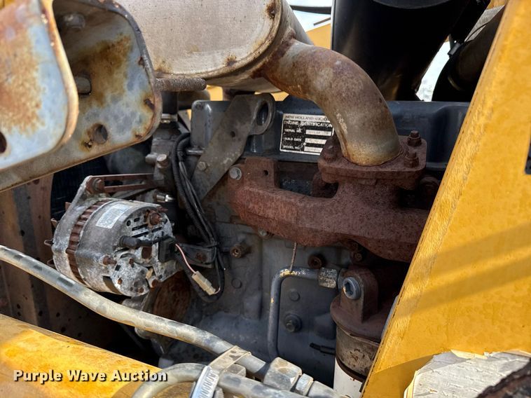 image for item EG5697 1996 New Holland 555E backhoe