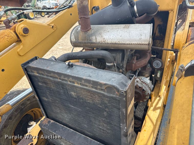 image for item EG5697 1996 New Holland 555E backhoe