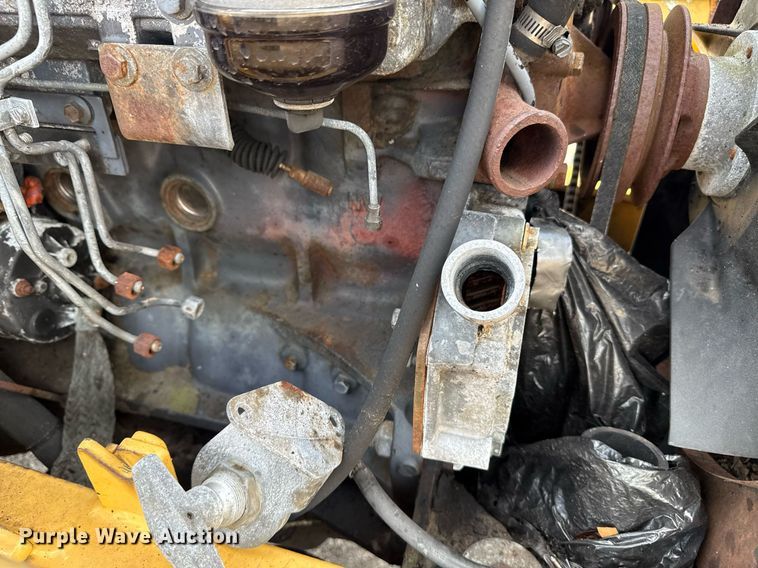 image for item EG5697 1996 New Holland 555E backhoe