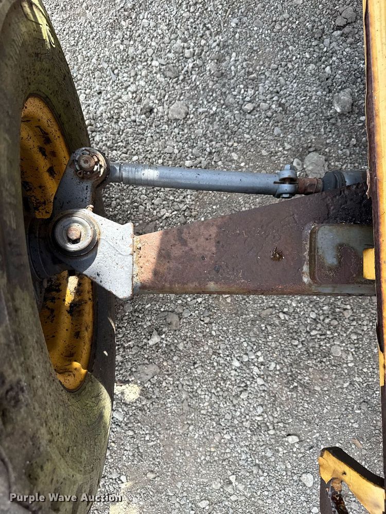 image for item EG5697 1996 New Holland 555E backhoe