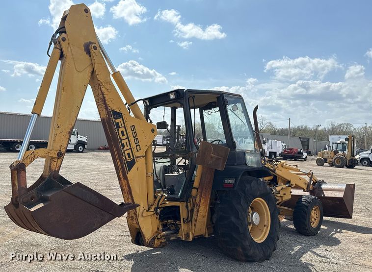 image for item EG5705 1989 Ford 555C backhoe