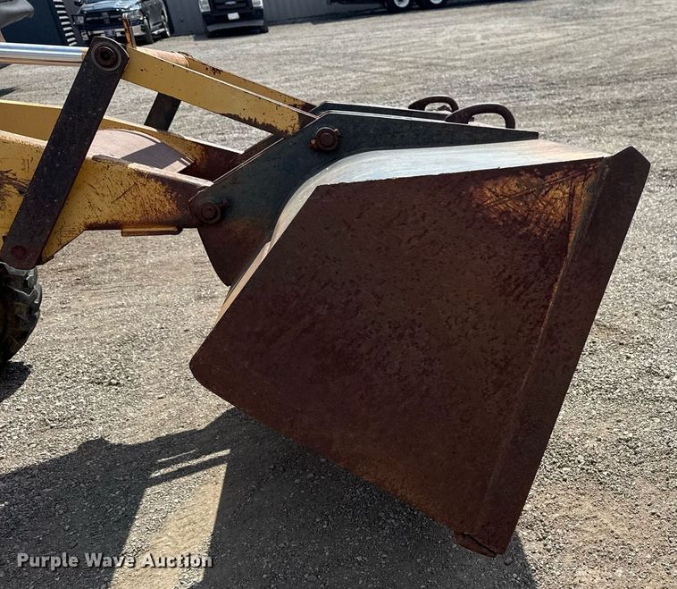 image for item EG5705 1989 Ford 555C backhoe