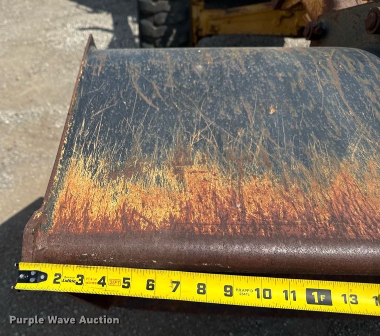 image for item EG5705 1989 Ford 555C backhoe