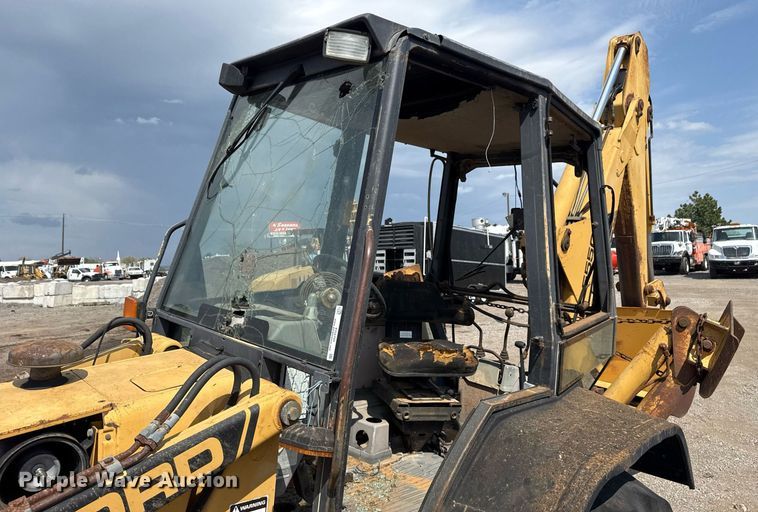 image for item EG5705 1989 Ford 555C backhoe