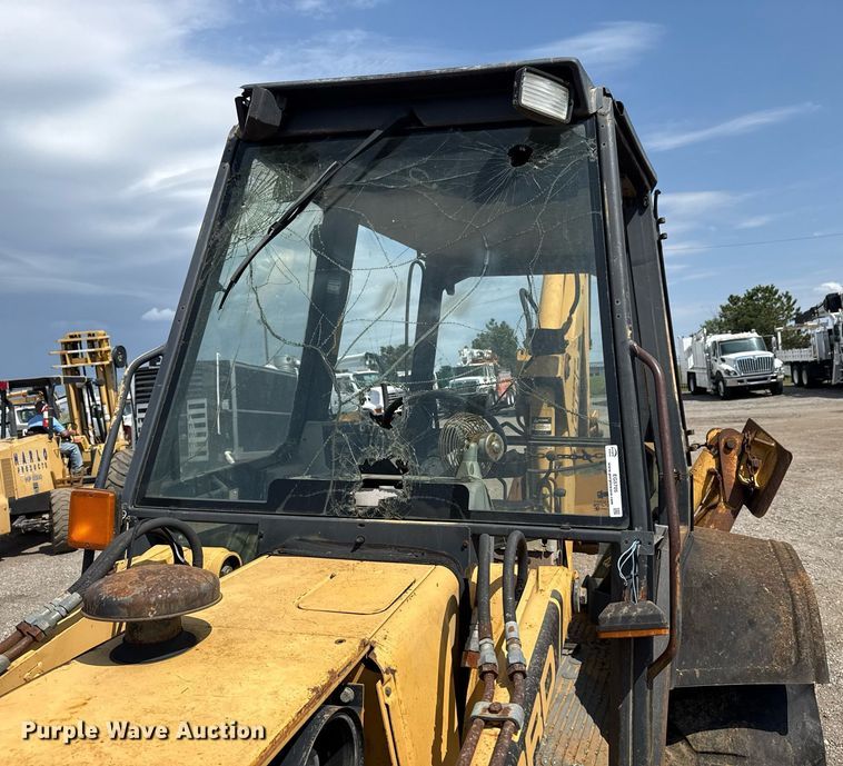 image for item EG5705 1989 Ford 555C backhoe