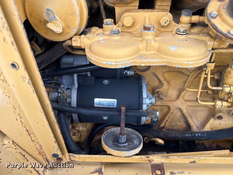 image for item EG5705 1989 Ford 555C backhoe