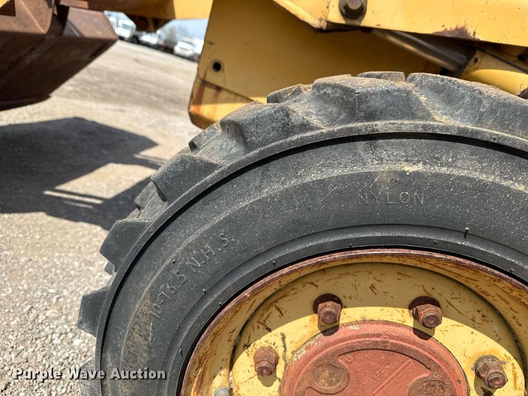 image for item EG5705 1989 Ford 555C backhoe