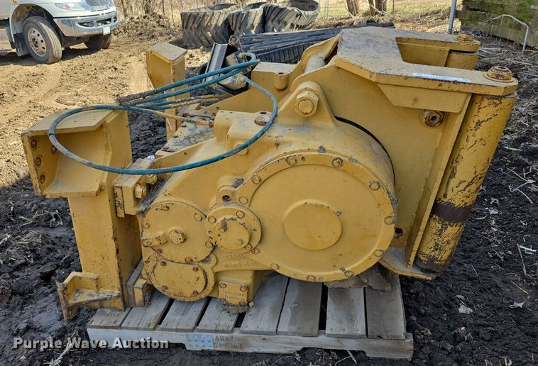 image for item EH8697 Paccar Winch PA55-D00110 winch