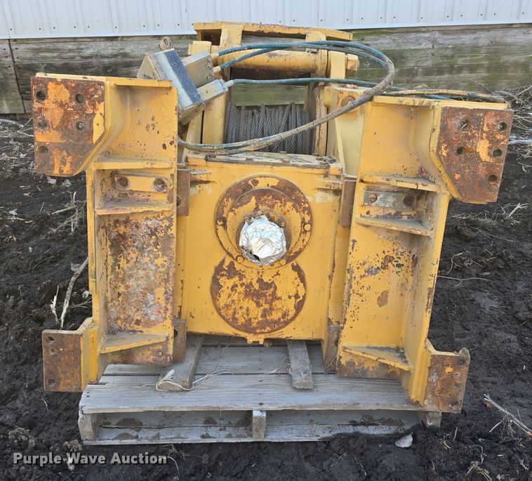 image for item EH8697 Paccar Winch PA55-D00110 winch