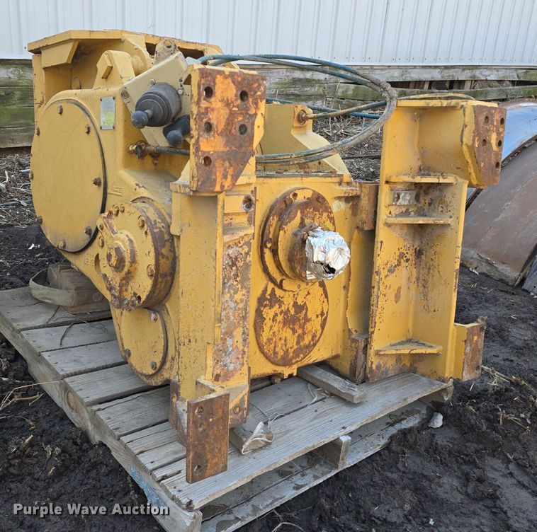 image for item EH8697 Paccar Winch PA55-D00110 winch