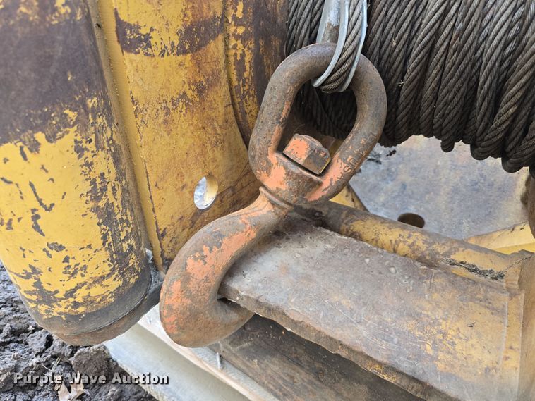 image for item EH8697 Paccar Winch PA55-D00110 winch