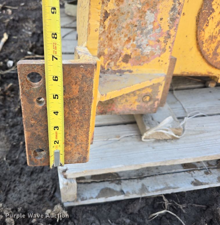 image for item EH8697 Paccar Winch PA55-D00110 winch