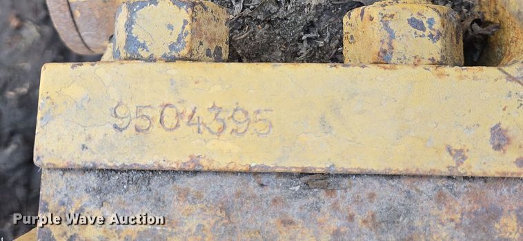 image for item EH8697 Paccar Winch PA55-D00110 winch