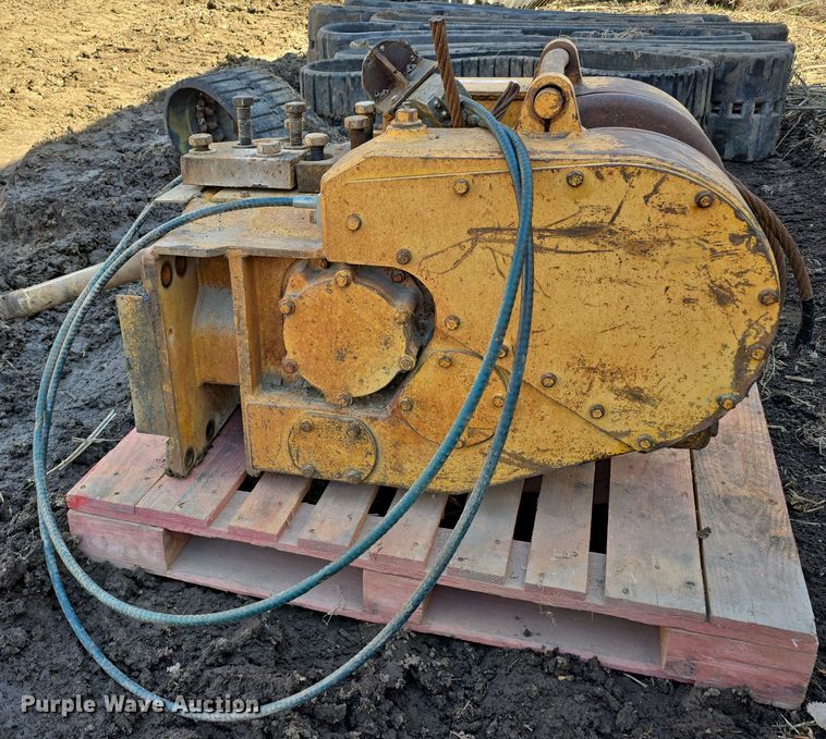 image for item EH8699 Allied Systems Company W5B winch