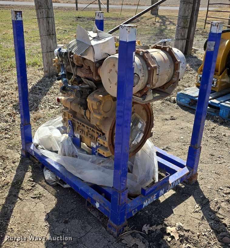 image for item EH8702 Caterpillar C3.3B engine