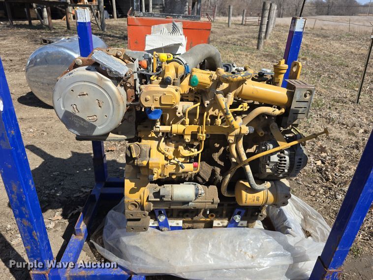 image for item EH8702 Caterpillar C3.3B engine