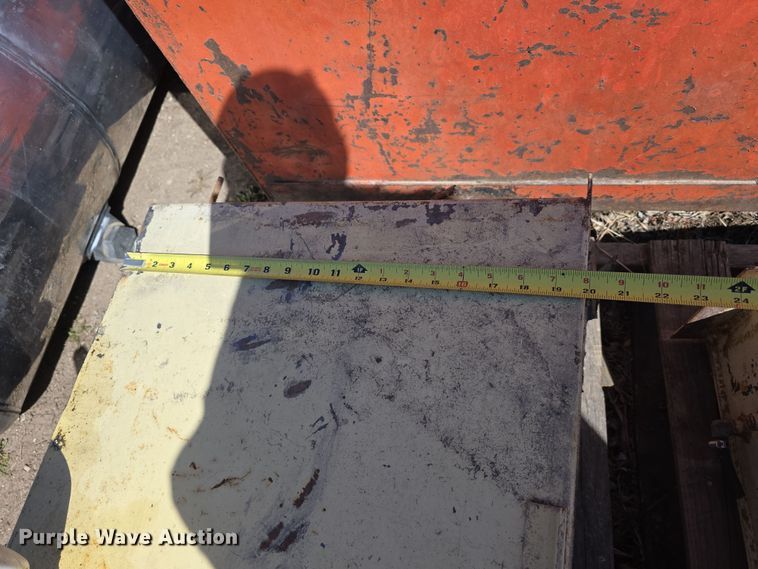 image for item EH8703 (4) tanks