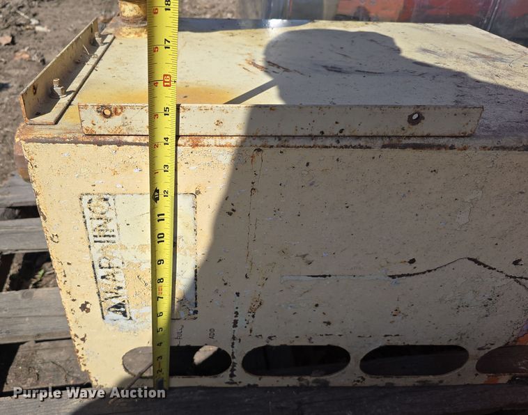 image for item EH8703 (4) tanks