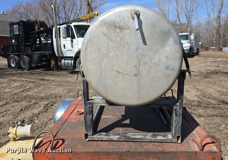 image for item EH8703 (4) tanks