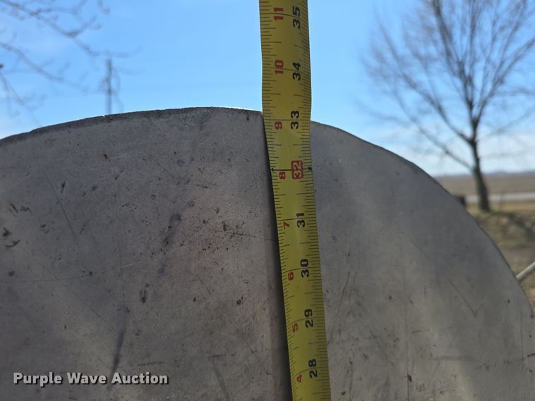 image for item EH8703 (4) tanks