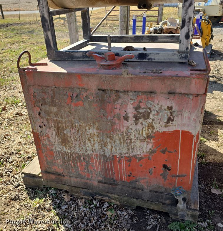 image for item EH8703 (4) tanks