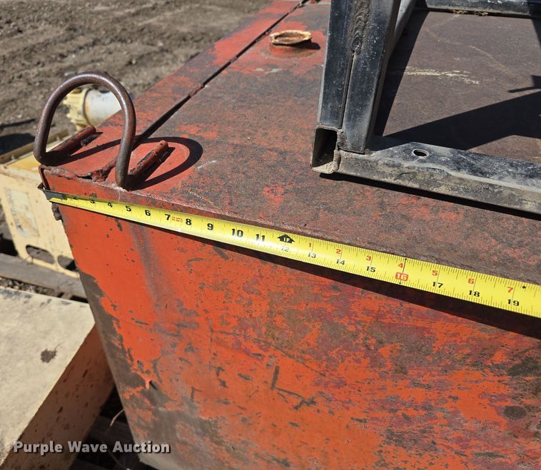 image for item EH8703 (4) tanks