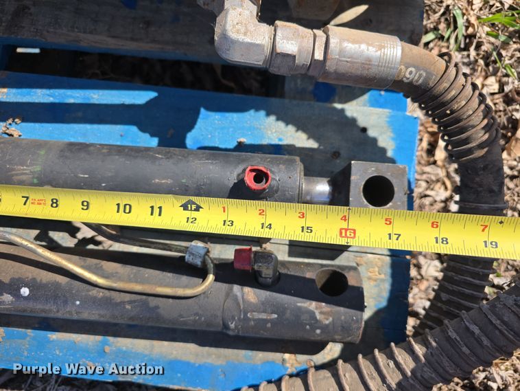 image for item EH8704 (13) hydraulic cylinders